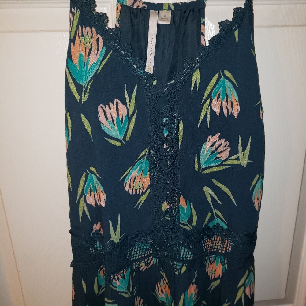 EUC Lauren Conrad sundress